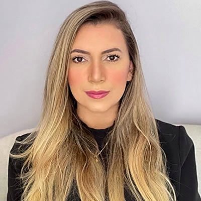 Retrato de Dra. Daniella Laya